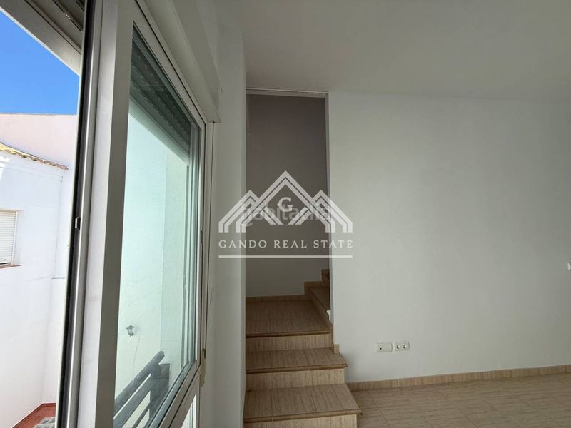 Foto 163ed3a3-e117-4e09-b3cc-532de30e0dd1. Piso duplex en Centro Utrera