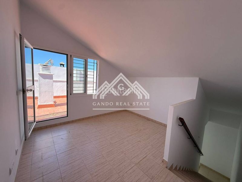 Foto 9286a121-e89b-4cf3-8460-5071c6cca268. Piso duplex en Centro Utrera