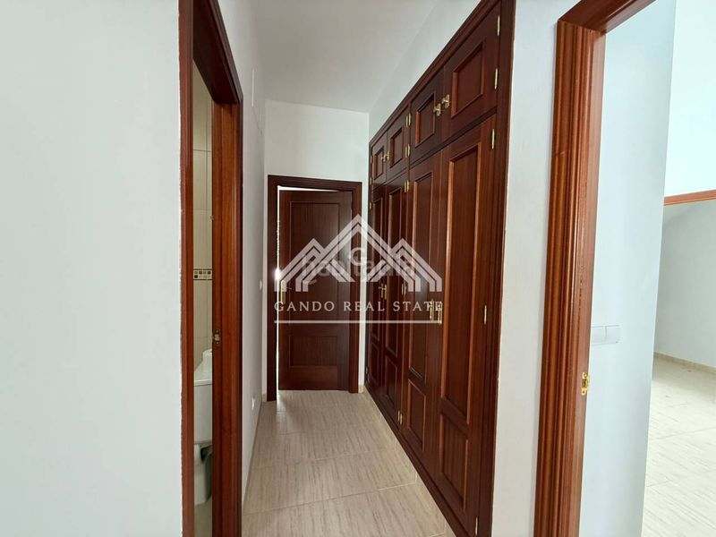 Foto c4756e21-69d6-4dee-bc14-a48b32b16400. Piso duplex en Centro Utrera