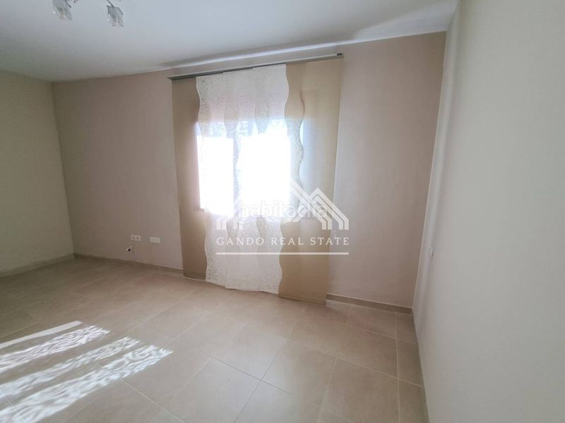 Foto da8261b6-a978-4422-abc5-7509bd7e3b38. Alquiler piso  en alquiler en avenida españa semi amueblado en Dos Hermanas