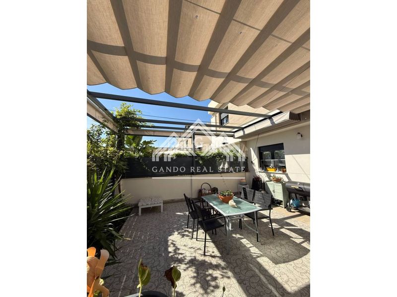 Foto aca93a56-69b7-4f09-ae0c-20631025d599. Casa amb aparcament piscina a Entrenúcleos Dos Hermanas