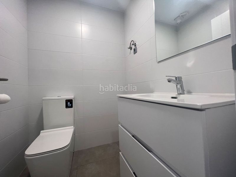 Foto ec0dee4a-a8a4-4447-9421-6d211e0e0b7c. Affitto ufficio con riscaldamento in Carballo