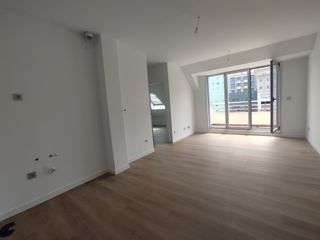 Penthouse in Rúa canido 57. Ático con terraza a tan sólo 300 metros de la playa