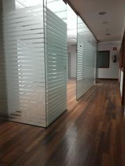 Affitto Ufficio in General álava 17. Oficina en alquiler en centro, 15 dormitorios.