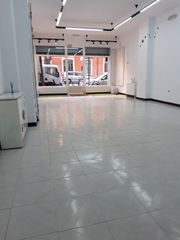 Locale commerciale in Comandante Izarduy