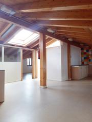 Casa a De estíbaliz 28. Casa en venta en desamparados.