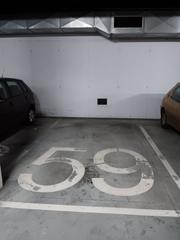 Aparcament cotxe a Reina sofia 100. Garaje en venta en zabalgana.
