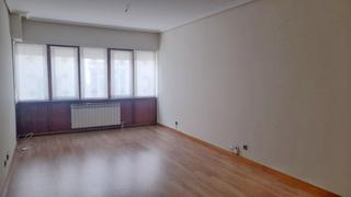 Lloguer Pis  Arca. Piso en alquiler en centro, 3 dormitorios.