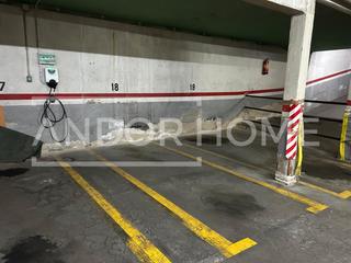 Parking voiture  Carrer de tamarit