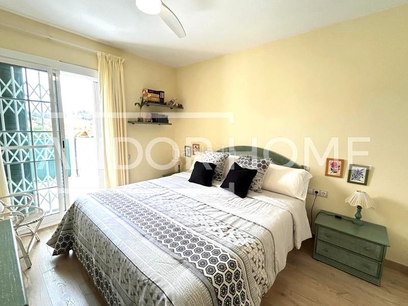 Foto 317bb0aa-990f-493c-b4c9-d1cd707230a6. Casa pareada en Cunit residencial Cunit