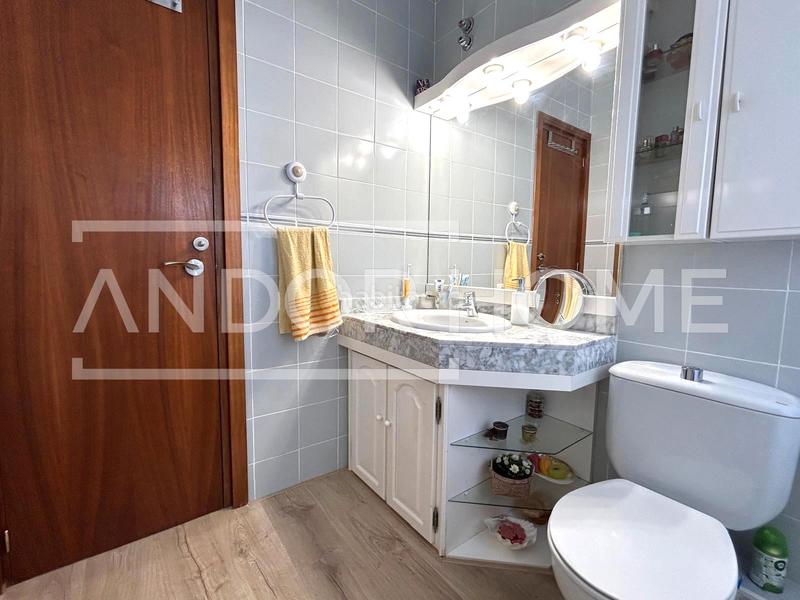 Foto 5e39c684-6441-4dc9-b3bf-51bfc1af82cb. Casa pareada en Cunit residencial Cunit