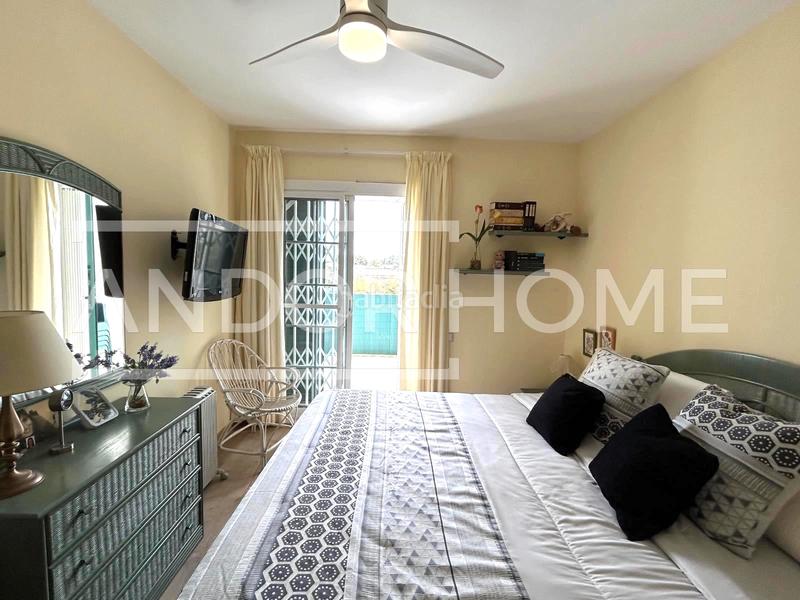 Foto 67a4f5f8-72f9-431c-a9cc-f25fc3ee5a27. Casa pareada en Cunit residencial Cunit