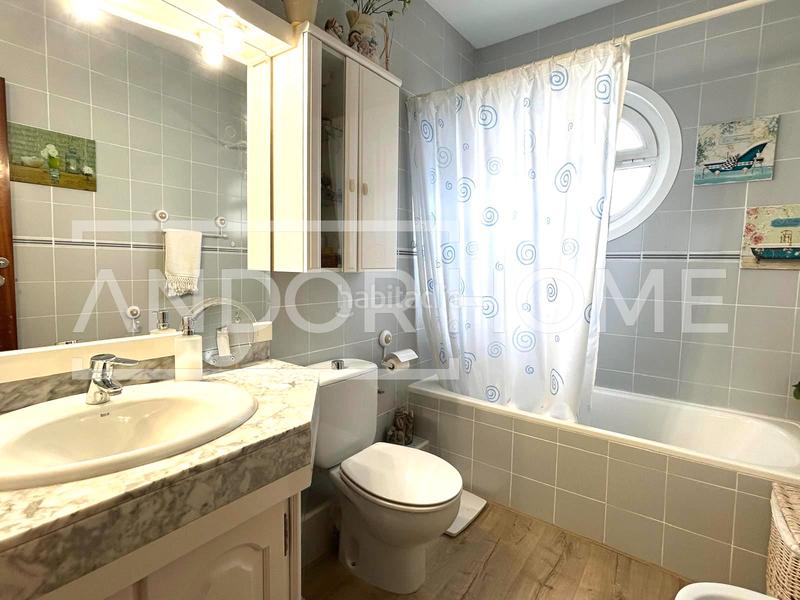 Foto d84ac6e2-e6ef-431d-88d9-bce22c8683df. Casa pareada en Cunit residencial Cunit