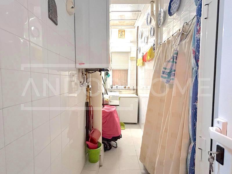 Foto 914c3bac-b25b-4dcc-9871-0f8632bade95. Appartement dans Sant Antoni Barcelona