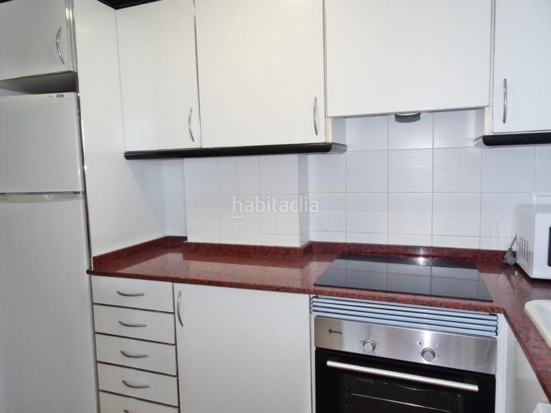 Foto 658c37a5-c4b3-483e-8df9-9b81e4f2ee6a. Alquiler apartamento  de 1 dormitorio frente a la playa en Gandia