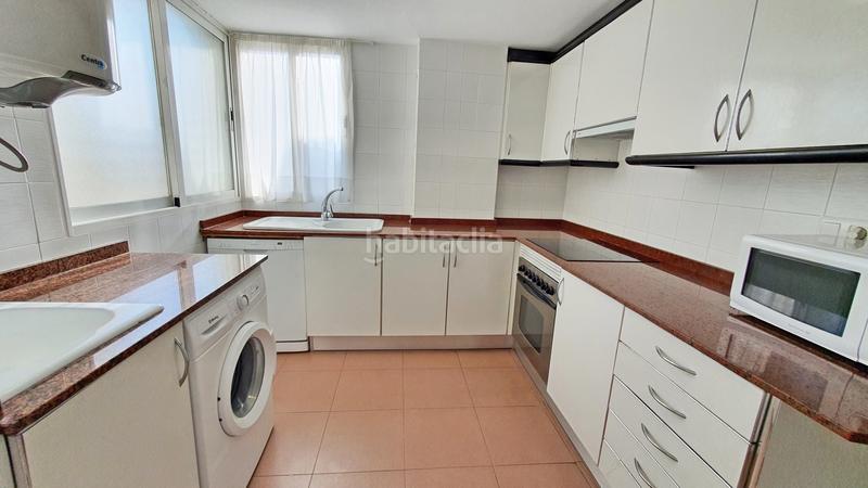 Foto 774e426b-a96c-42e7-95c9-8c7cde184b36. Lloguer apartament amb aparcament piscina a Playa de Gandía Gandia