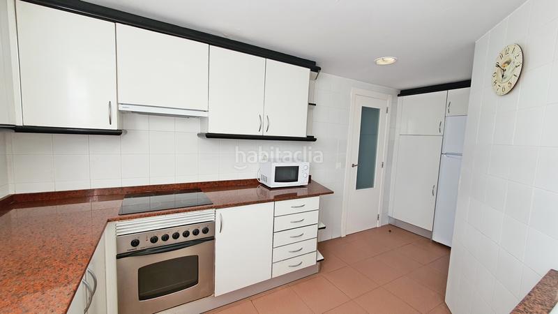 Foto b09e2f22-14b1-4e1d-a586-68d5a59c7401. Lloguer apartament amb aparcament piscina a Playa de Gandía Gandia
