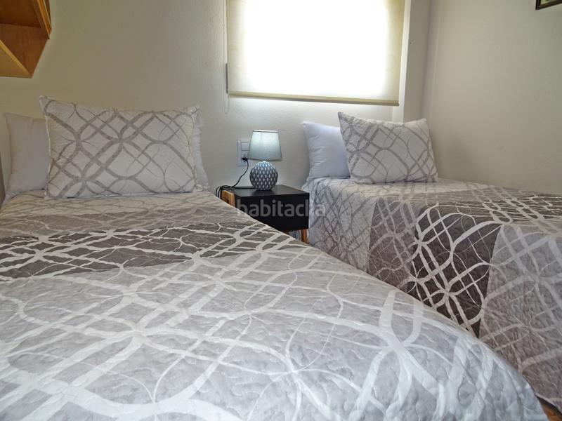 Foto 7ac8d112-989a-49af-9a74-95ed2bc77955. Alquiler apartamento primera linea - apartamento en primera linea de playa en Gandia