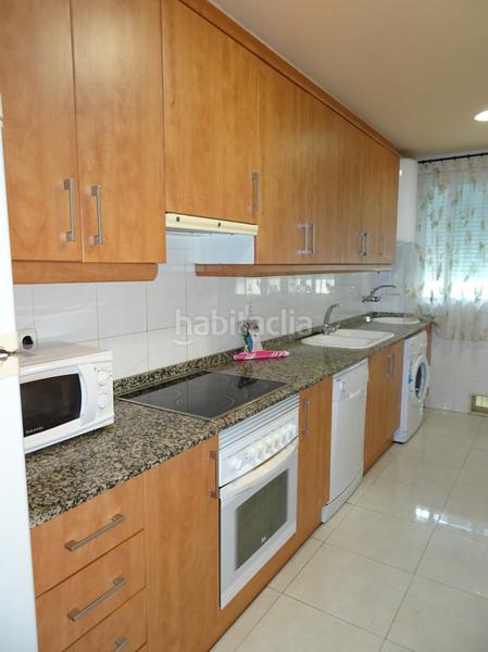 Foto 674c1392-eecb-46b3-b46a-a4bd09f32946. Rent apartment with pool in Playa de Gandía Gandia