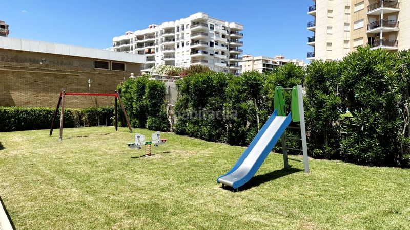 Foto 4a916e30-bfba-4658-858d-6ab68e3ff617. Miete appartement mit parking pool in Playa de Gandía Gandia