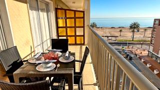 Lloguer Apartament  Passeig marítim de neptú. Coqueto apartamento a 20 metros de la playa y a 800 metros de la