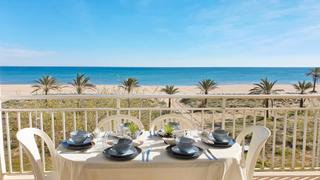 Lloguer Apartament  Passeig marítim de neptú. Coqueto apartamento en playa de gandia - primera linea de playa