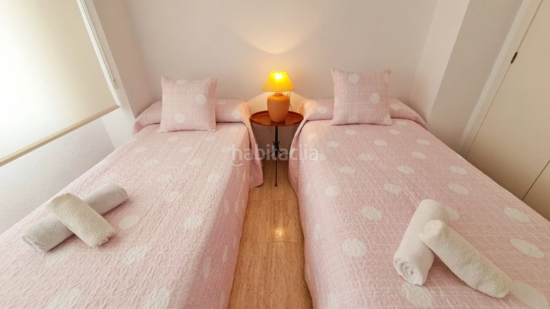 Foto 73a38f0c-7ba9-4dbc-9848-8742627d5203. Rent apartment with pool in Playa de Gandía Gandia
