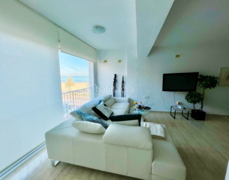 Foto c0f3ab12-0721-4fdb-8ccd-dbe91bc82f24. Rent apartment with pool in Playa de Gandía Gandia