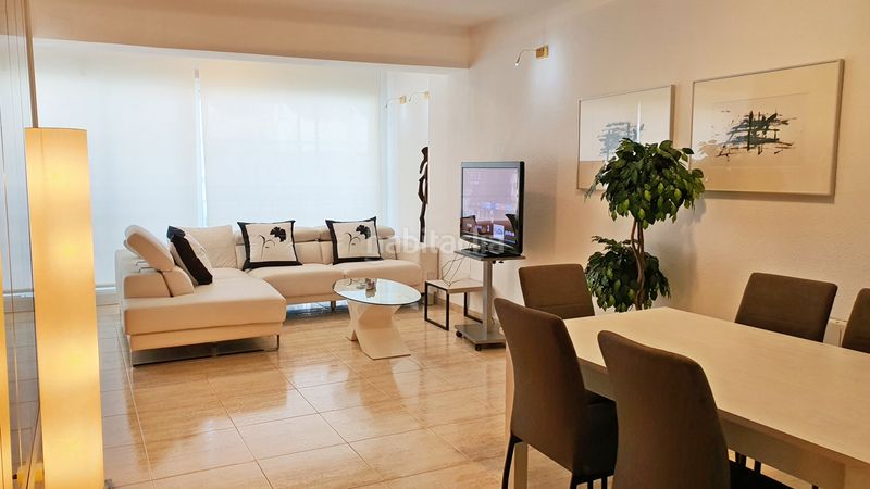 Foto c68003e7-6f6b-43fe-b236-a40b6c5adb32. Rent apartment with pool in Playa de Gandía Gandia
