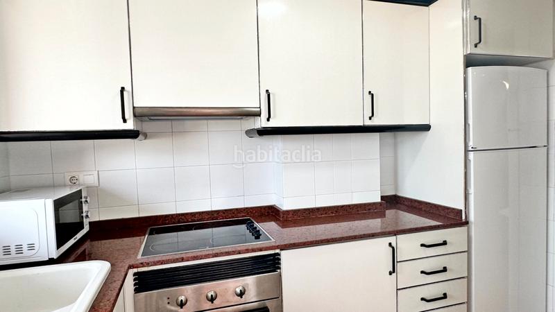 Foto 0e2a3ba9-e392-4235-a1e9-f2235c752a10. Lloguer apartament amb calefacció piscina a Playa de Gandía Gandia