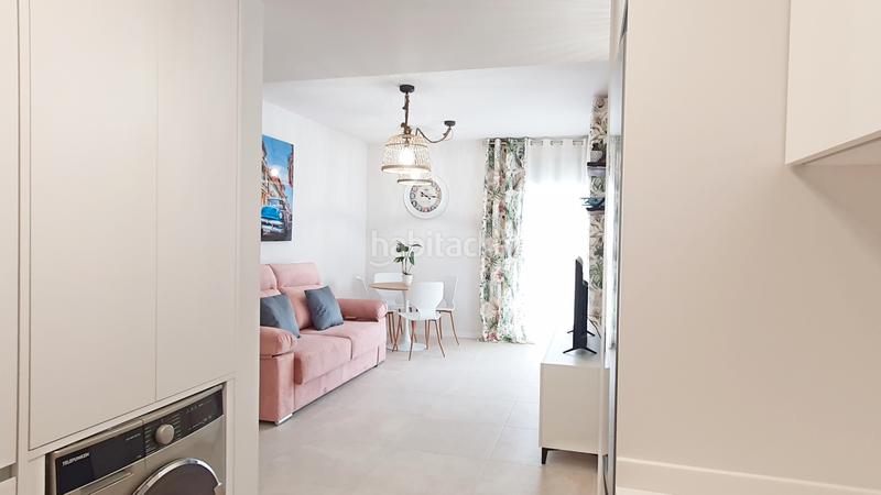 Foto f8f6dcfa-9b8c-426e-8d11-42a865554ef7. Location appartement avec chauffage parking piscine dans Oliva