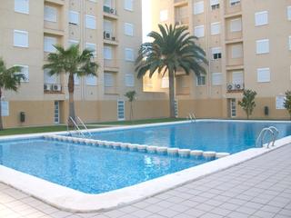 Lloguer Apartament  Carrer illes canàries. Bonito apartamento a 150 metros de la playa de gandia con todas