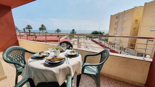 Appartement à Passeig marítim de neptú 85. Apartamento de 2 dormitorios en priemra linea de playa de gandia