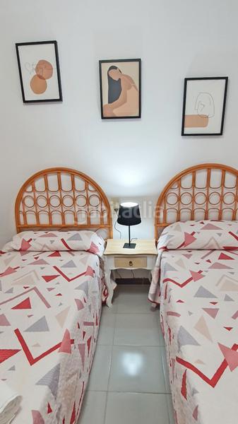 Foto 0cd2428a-d42e-4b7b-8338-2bbb60abdf3f. Apartamento  de 2 dormitorios en playa - gran inversion en Gandia