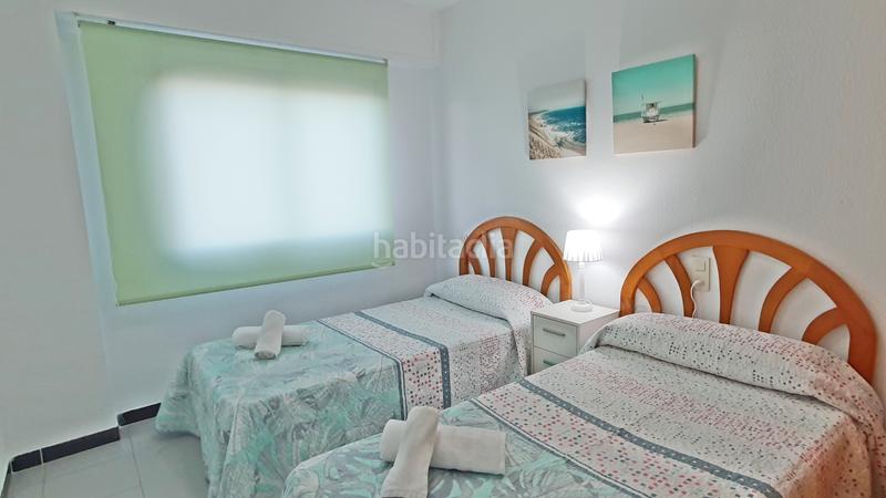 Foto 0ebaaa8f-6c7a-4ed7-887f-c97e316f053a. Apartamento  de 2 dormitorios en playa - gran inversion en Gandia