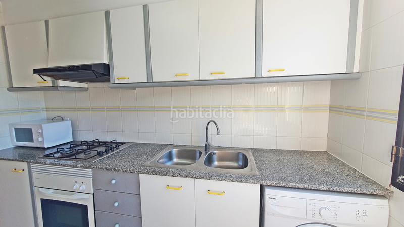 Foto 48922ded-6c1c-4167-87bb-a83054c0878d. Apartamento  de 2 dormitorios en playa - gran inversion en Gandia
