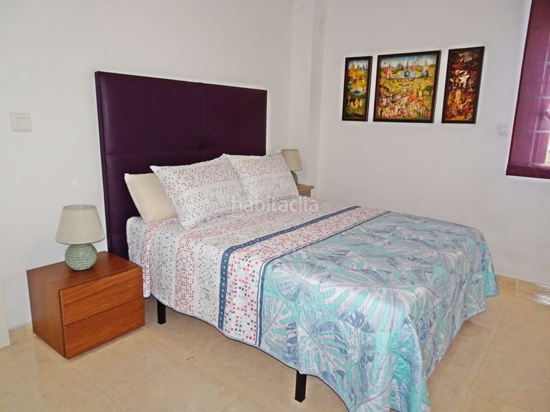 Foto 740c994e-7e4e-4bff-bdd7-5a8e21d223b2. Apartament amb calefacció aparcament piscina a Playa de Gandía Gandia