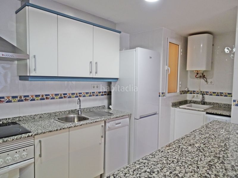 Foto c3a1739a-fc46-4a2c-884d-442746a69976. Apartament amb calefacció aparcament piscina a Playa de Gandía Gandia