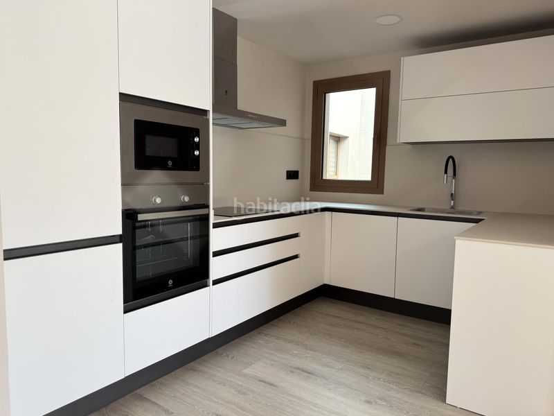 Foto 7f5a6849-bd62-43e4-af32-446d83914953. Attico con riscaldamento in Centre Blanes