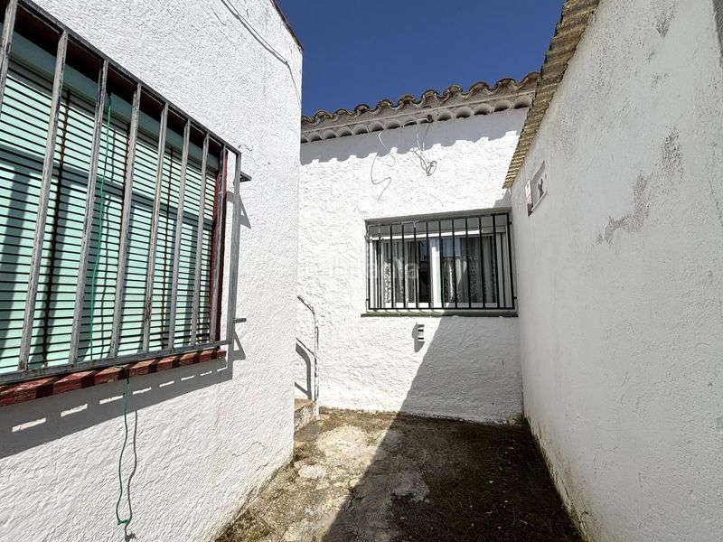 Foto d30d97e4-0b2d-43e2-882b-5d3b329392b0. Casa a Els Pins Blanes