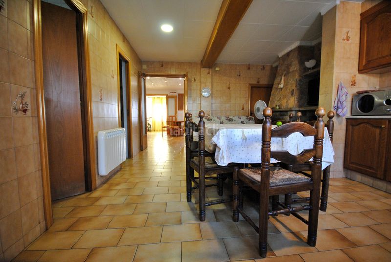 Foto 8140993f-d962-4a6f-8a88-2e8f0a04375c. Casa adossada amb calefacció a Els Pins Blanes