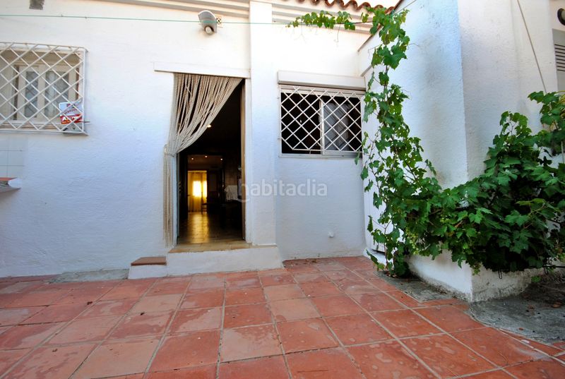 Foto 86a403f9-0770-43c6-b525-73e13883939c. Casa adossada amb calefacció a Els Pins Blanes