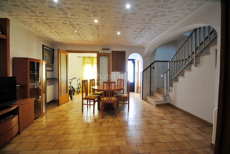 Foto a5c7e5ce-0a48-413f-944a-60618445a9e0. Casa adossada amb calefacció a Els Pins Blanes