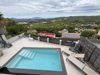 Semi detached house in Santa Cristina-Sant Francesc