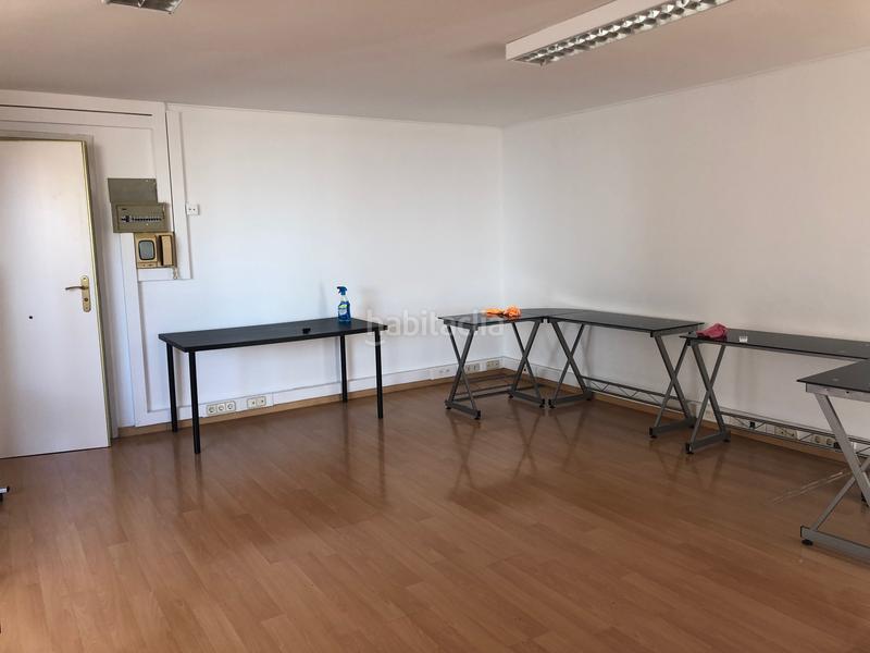 Foto 4f88a9e4-68d8-44ca-97c7-a3d0eb995dc9. Miete büro in Centre Mataró