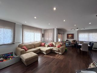 Dachwohnung  Carrer del carme. Amplia vivienda de 5 dormitorios con terrazas, solárium y 2 plaz
