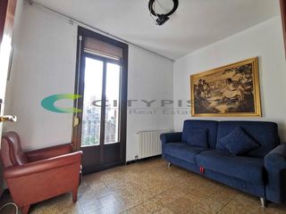 Etagenwohnung  Carrer arc de sant sever (l). Junto metro clot