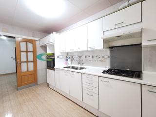 Business premise  Carrer dels ferrocarrils catalans