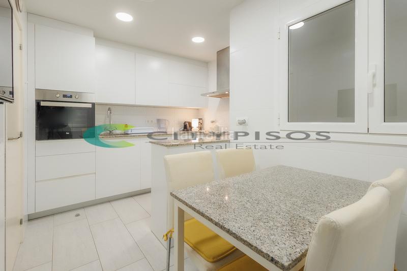 Foto e0f20a1a-c98e-4871-8ca3-fe59058ef8fb. Appartamento con riscaldamento in Centre Sitges