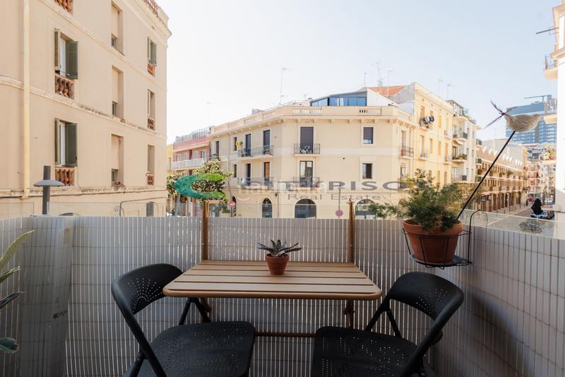 Foto 54fa4eed-f949-42b0-a343-80b37f54024a. Flat with heating in Hostafrancs Barcelona